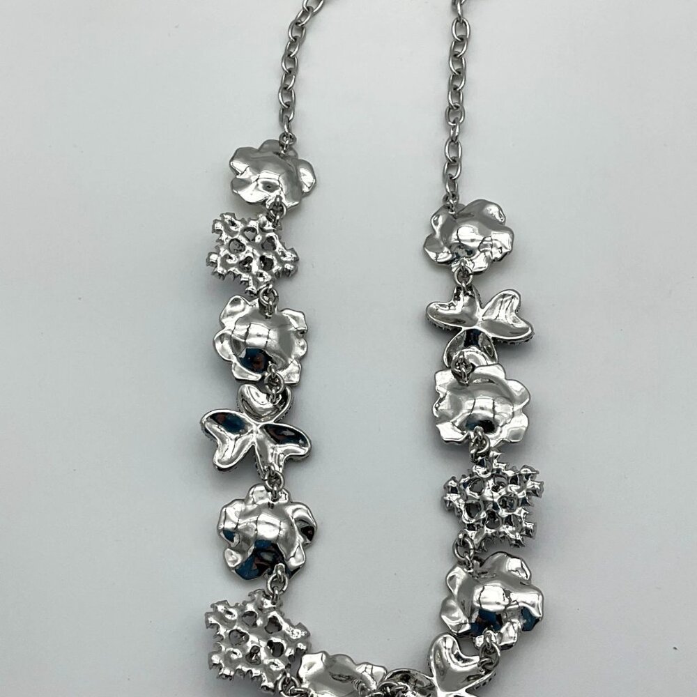 Talbots Silvertone 20 in Floral Statement Necklace Simulated Pearls & Gemstones - Picture 5 of 5